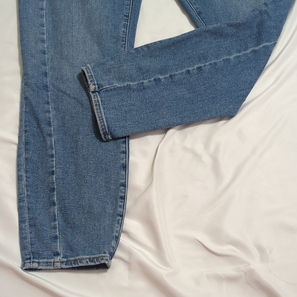 Abercrombie & Fitch The Super Skinny Ankle High Rise Jeans, Color Blue Size 34 - Picture 7 of 15